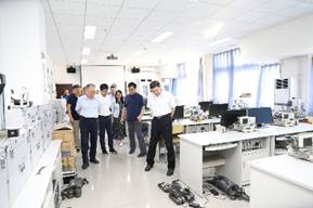 北京交通大學(xué)機(jī)械工程國(guó)家級(jí)實(shí)驗(yàn)教學(xué)示范中心教學(xué)指導(dǎo)委員會(huì)委員聘任儀式暨人才培養(yǎng)咨詢研討會(huì)召開(kāi)